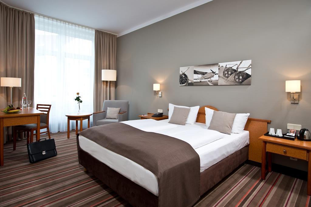 Leonardo Hotel Hamburg Airport Szoba fotó